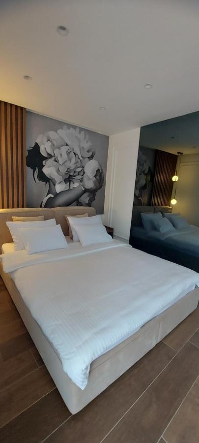 La Casa Di Sonja Apartment Tivat Bagian luar foto