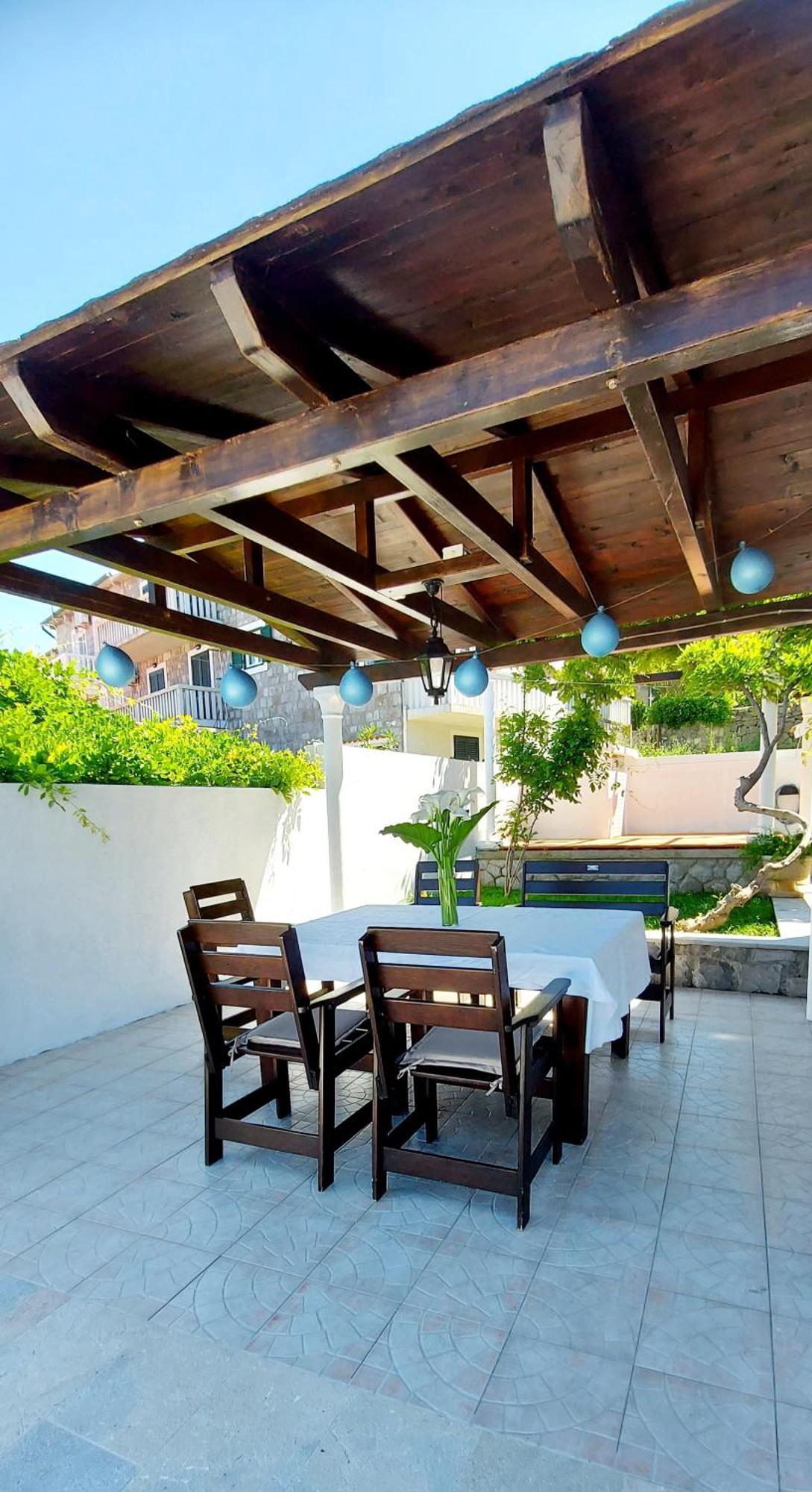 La Casa Di Sonja Apartment Tivat Bagian luar foto